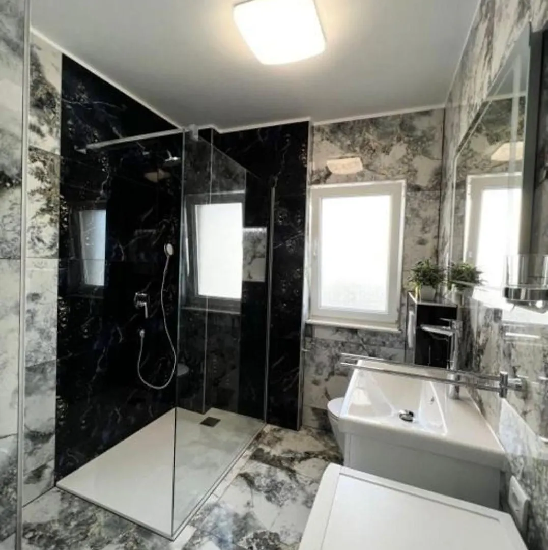 Exclusive Suite Luky On 75 Sqm, Only 50 M To The Beach Trogir
