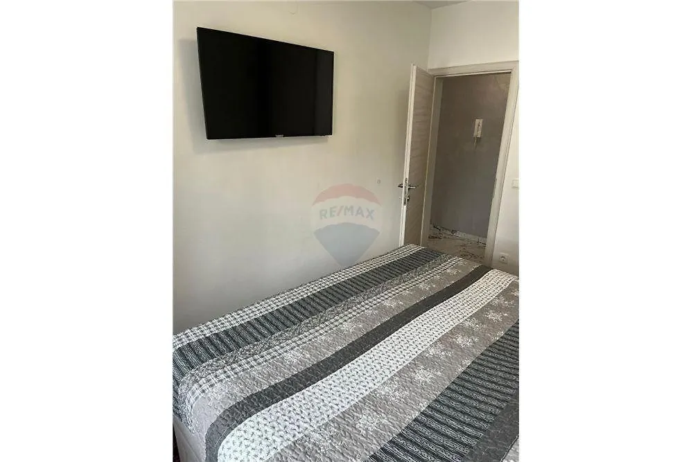Apartment Exclusive Suite Luky On 75 Sqm, Only 50 M To The Beach Trogir