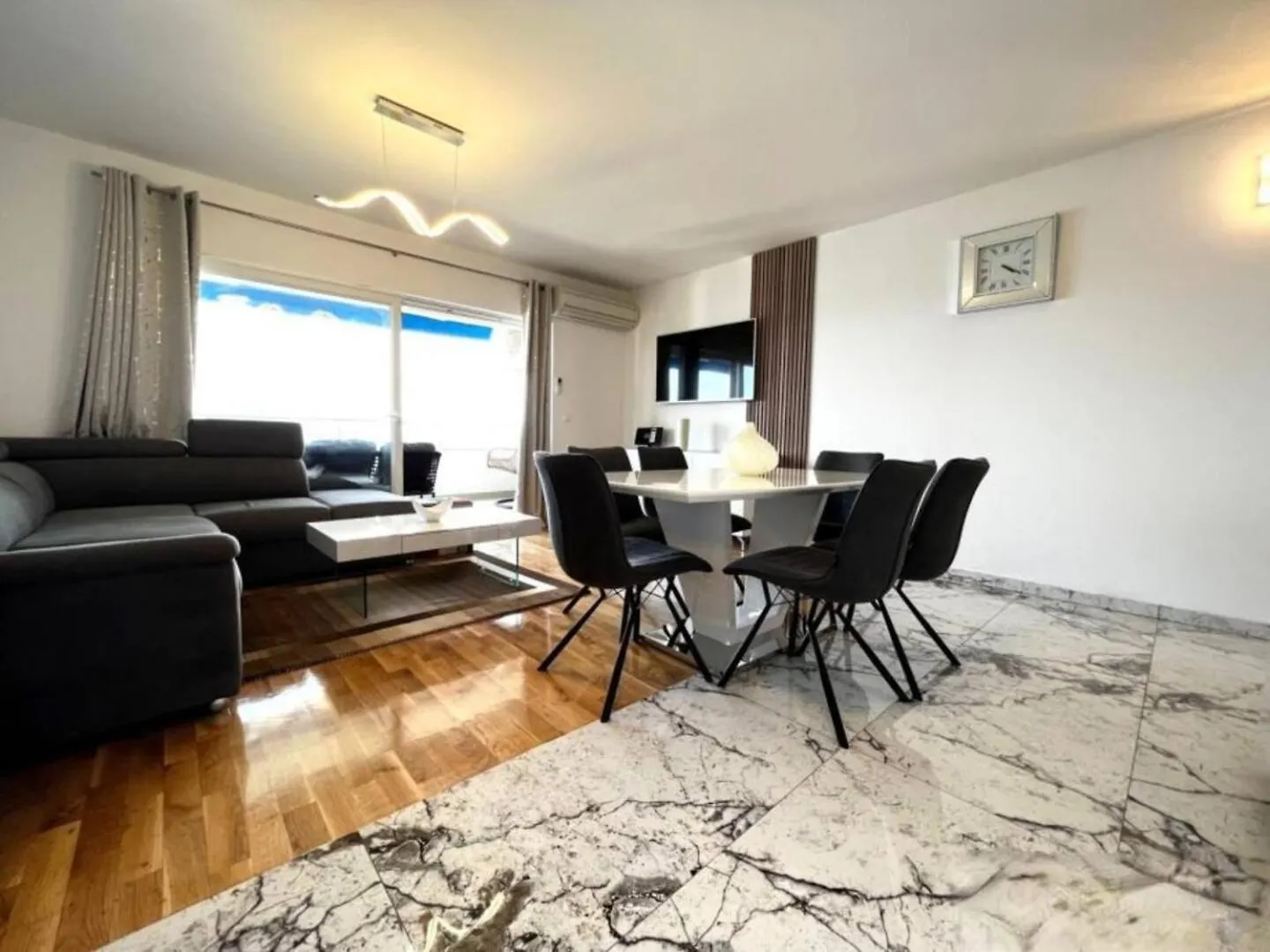 Exclusive Suite Luky On 75 Sqm, Only 50 M To The Beach Trogir