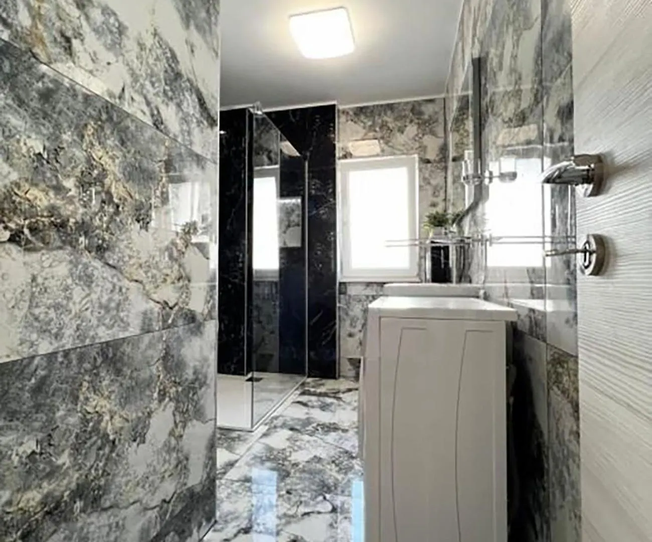 Apartment Exclusive Suite Luky On 75 Sqm, Only 50 M To The Beach Trogir Croatia